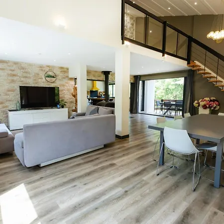 Villa-des-eaux Douces Villa