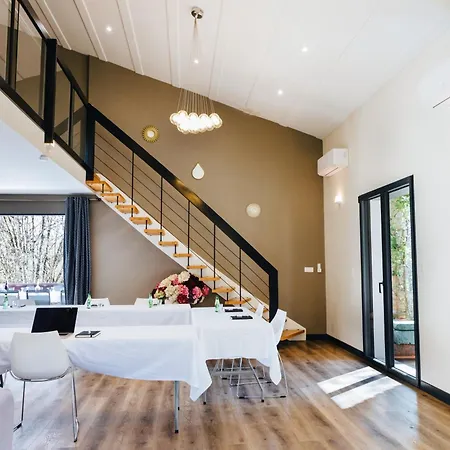 Villa-des-eaux Douces *