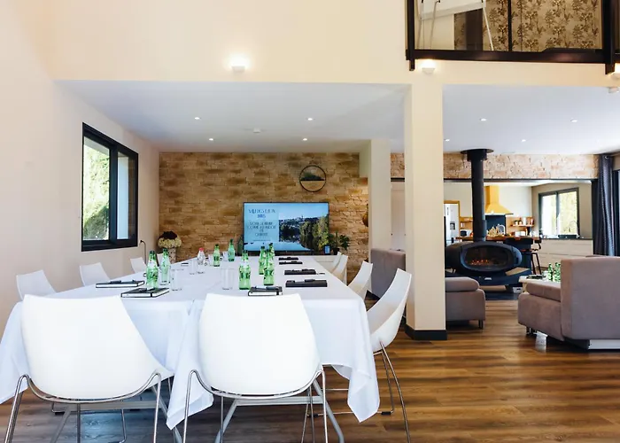 Villa-des-eaux Douces *